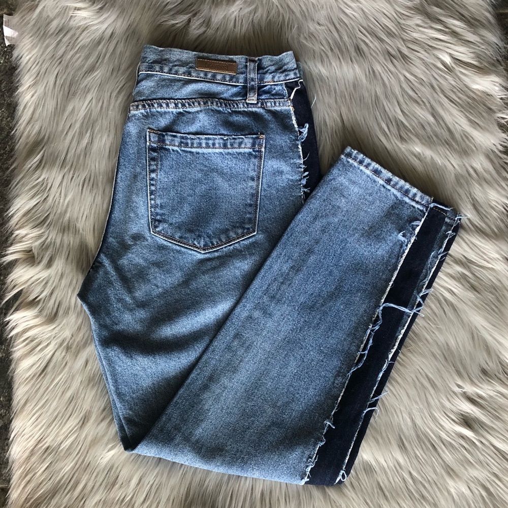 BLANKNYC Crop Girlfriend Contrast Panel Jeans